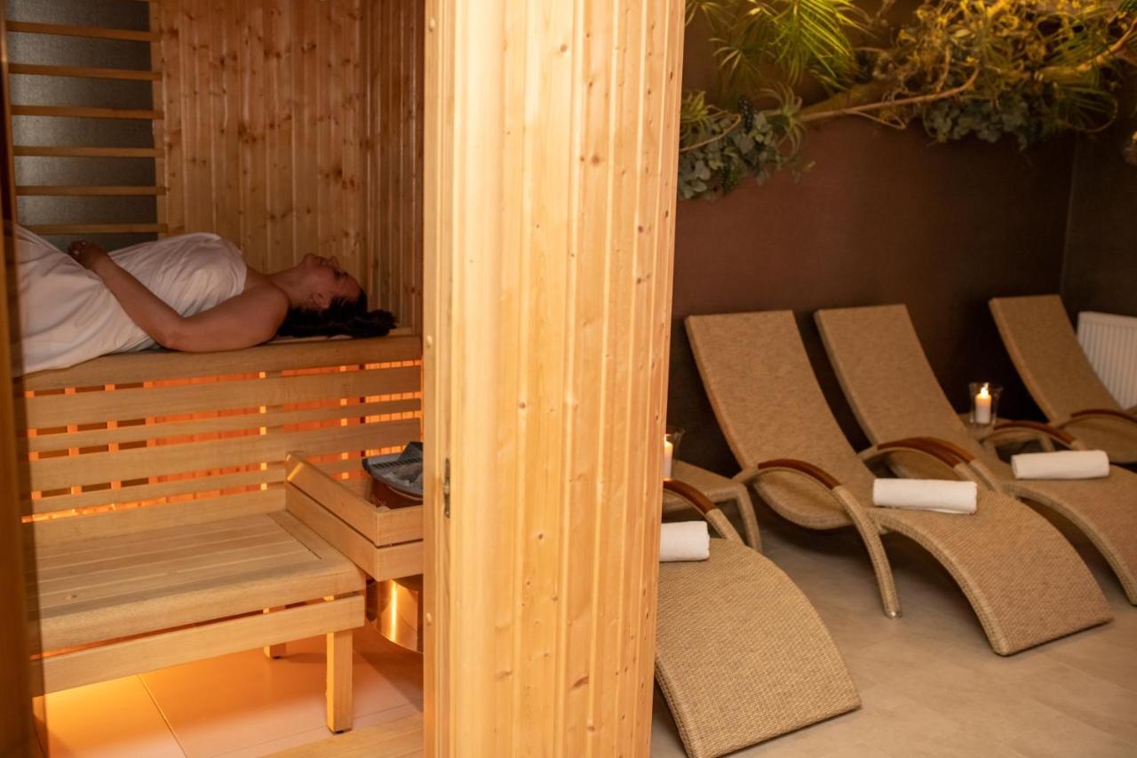 Tisnovska Rychta Hotel Екстериор снимка